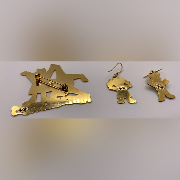 TWO HANDS Brand Festive Enamel Kids Brooch Pin and 1 Set of Earrings Lot of 2 - Picture 3 of 5